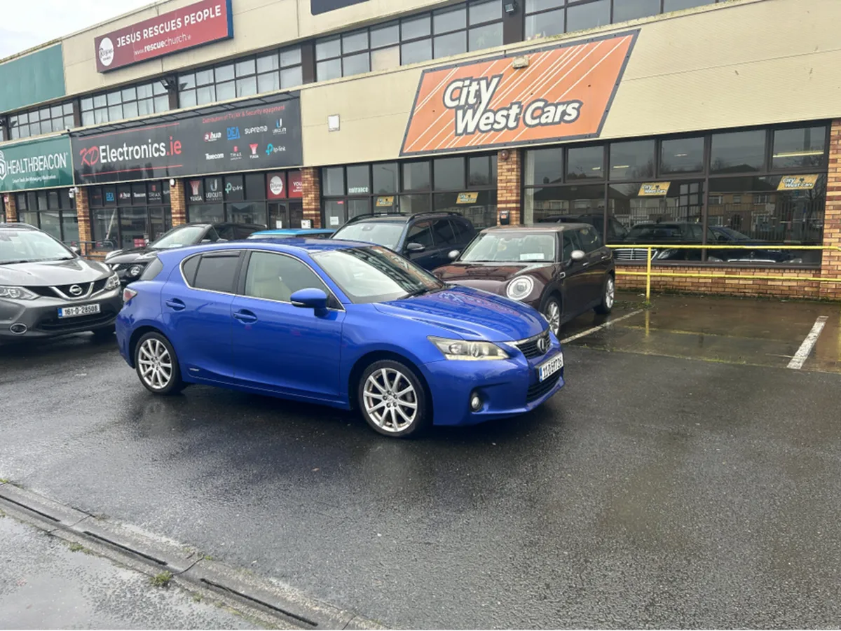 Lexus CT CT 200H AUTOMATIC///LOVELY BEIGE LEATHER - Image 1