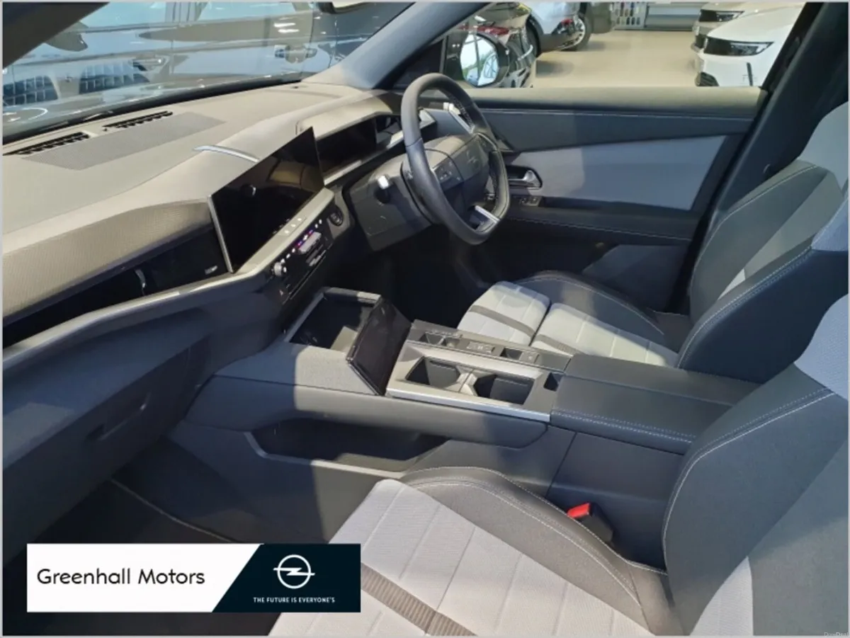 Opel Grandland GS MHEV 1.2 Petrol Hybrid - Image 4