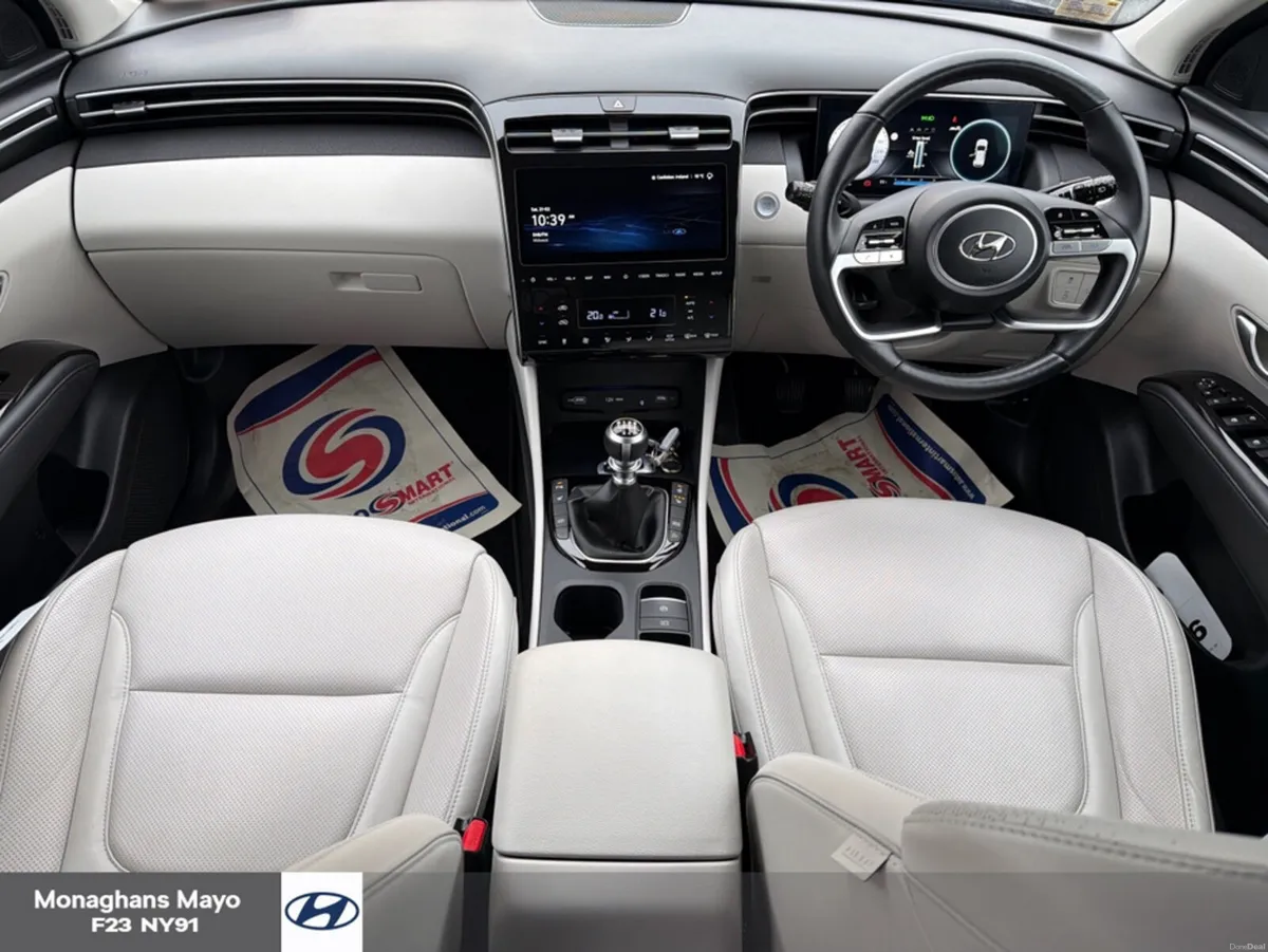 Hyundai Tucson EXECUTIVE PLUS 1.6 DIESEL 5DR - Image 2