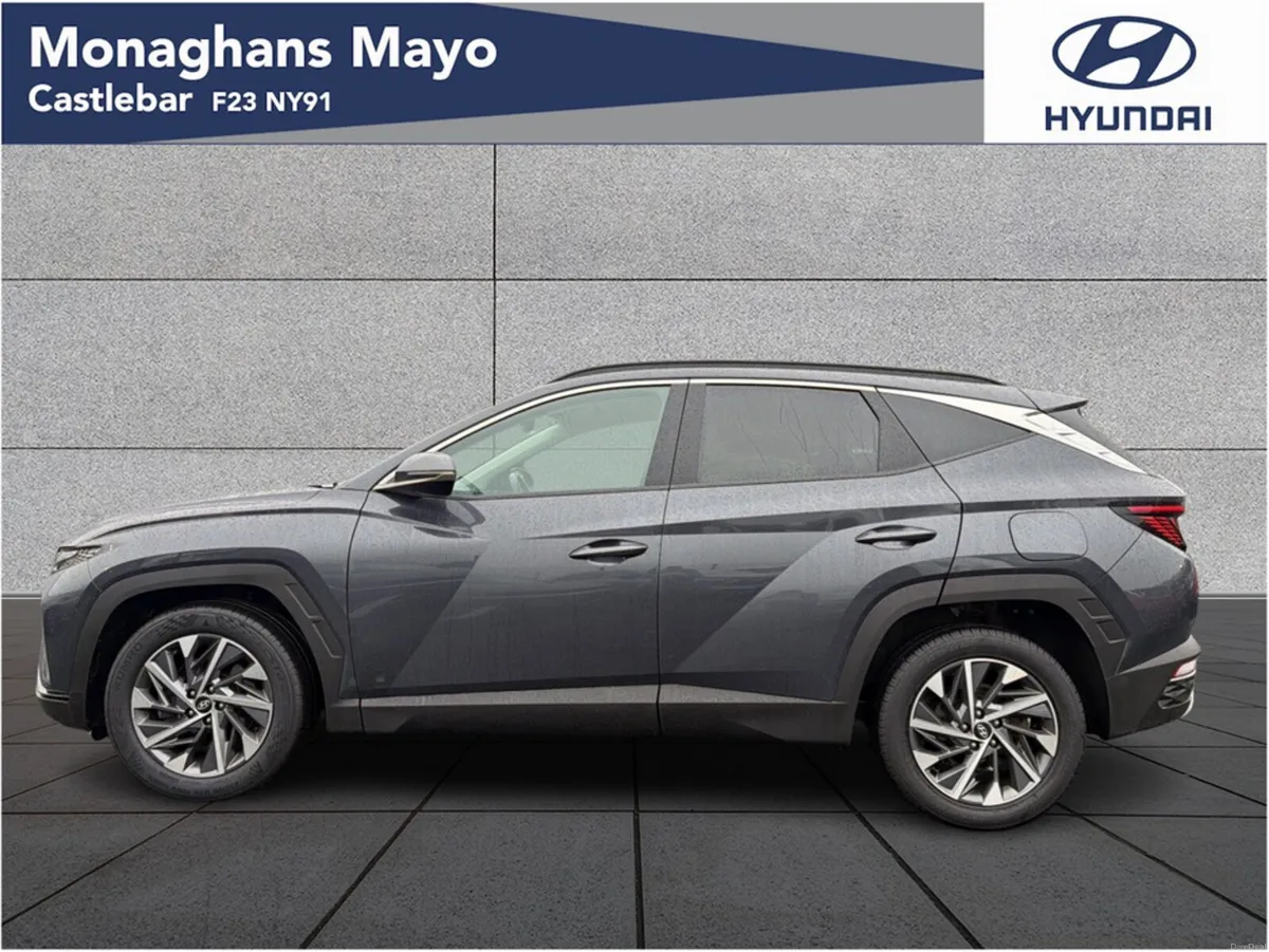 Hyundai Tucson EXECUTIVE PLUS 1.6 DIESEL 5DR - Image 6