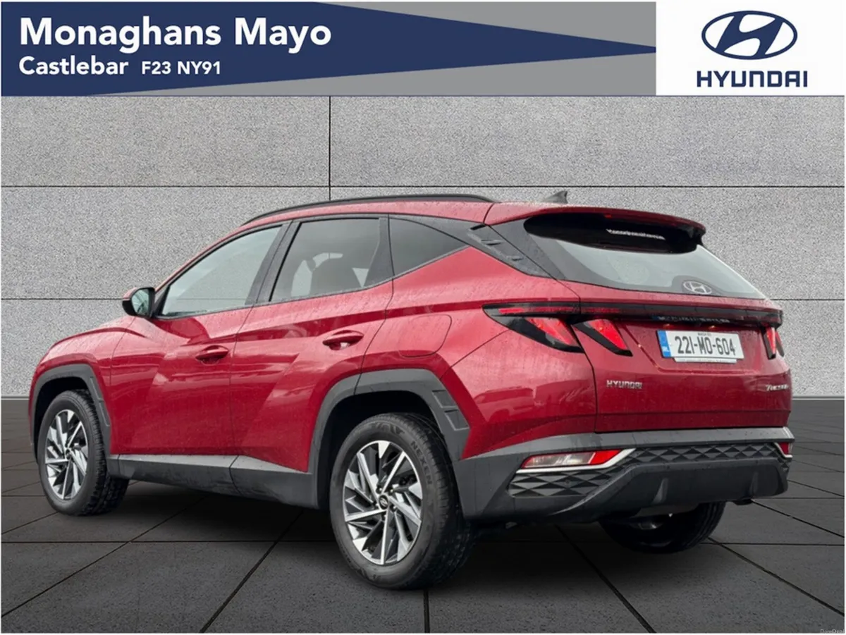 Hyundai Tucson EXECUTIVE 1.6 DIESEL 5DR - Image 3