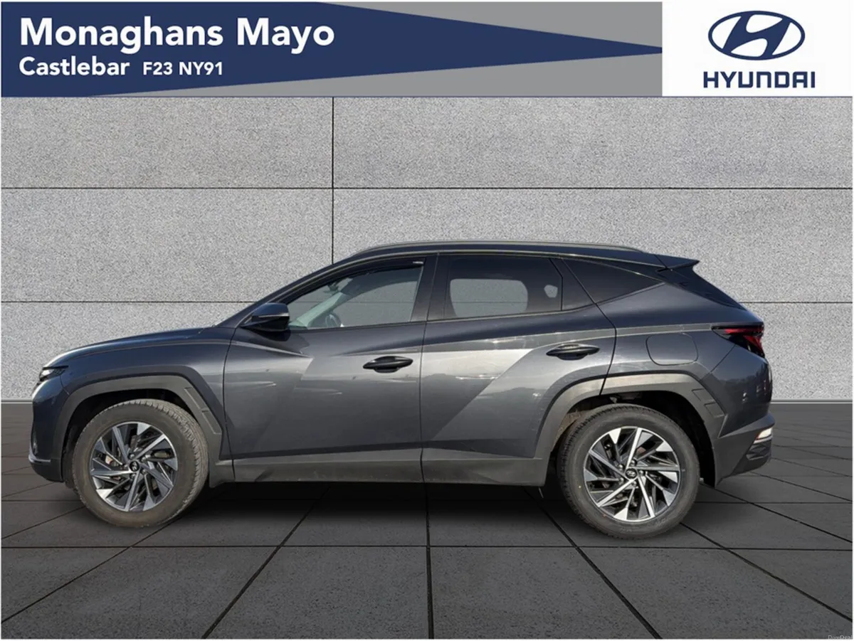 Hyundai Tucson EXECUTIVE 1.6 DIESEL 5DR - Image 6