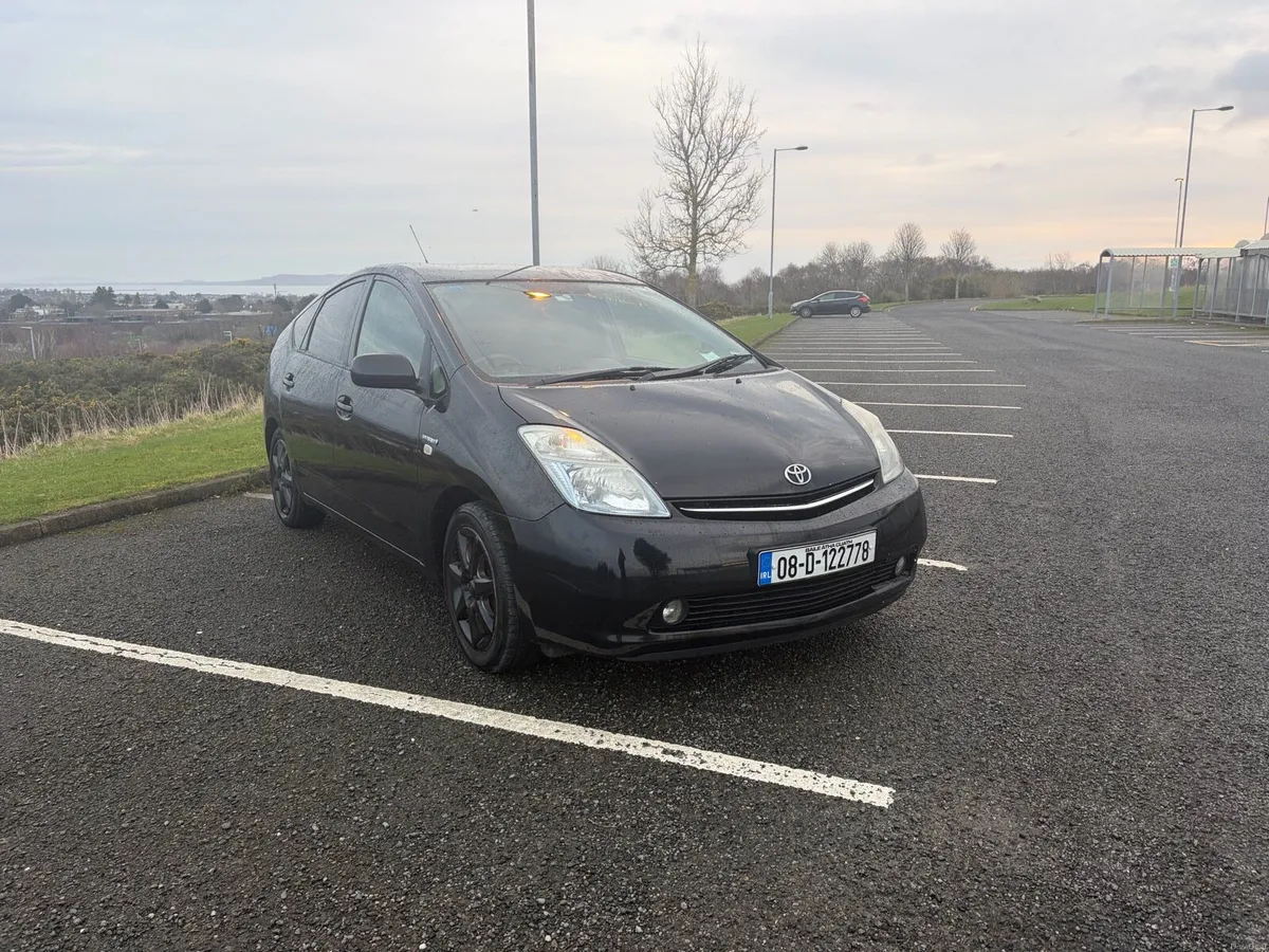 Toyota Prius NCT 09/26 Tax 12/25 1.8 petrol hybrid - Image 2