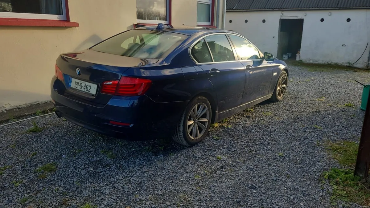 BMW 5-Series 2013 - Image 2