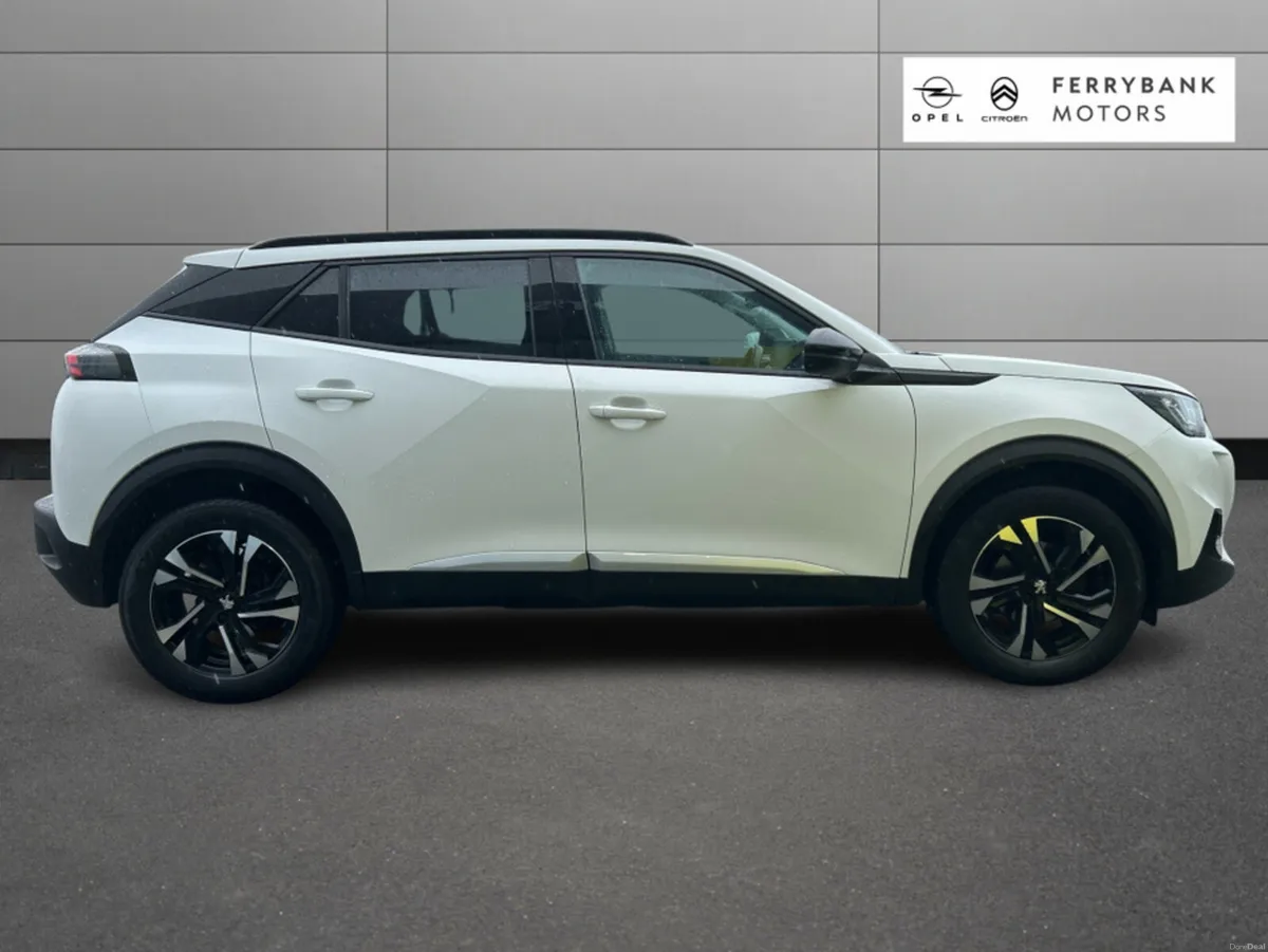 Peugeot 2008 ALLURE 1.2 100 4DR - Image 4