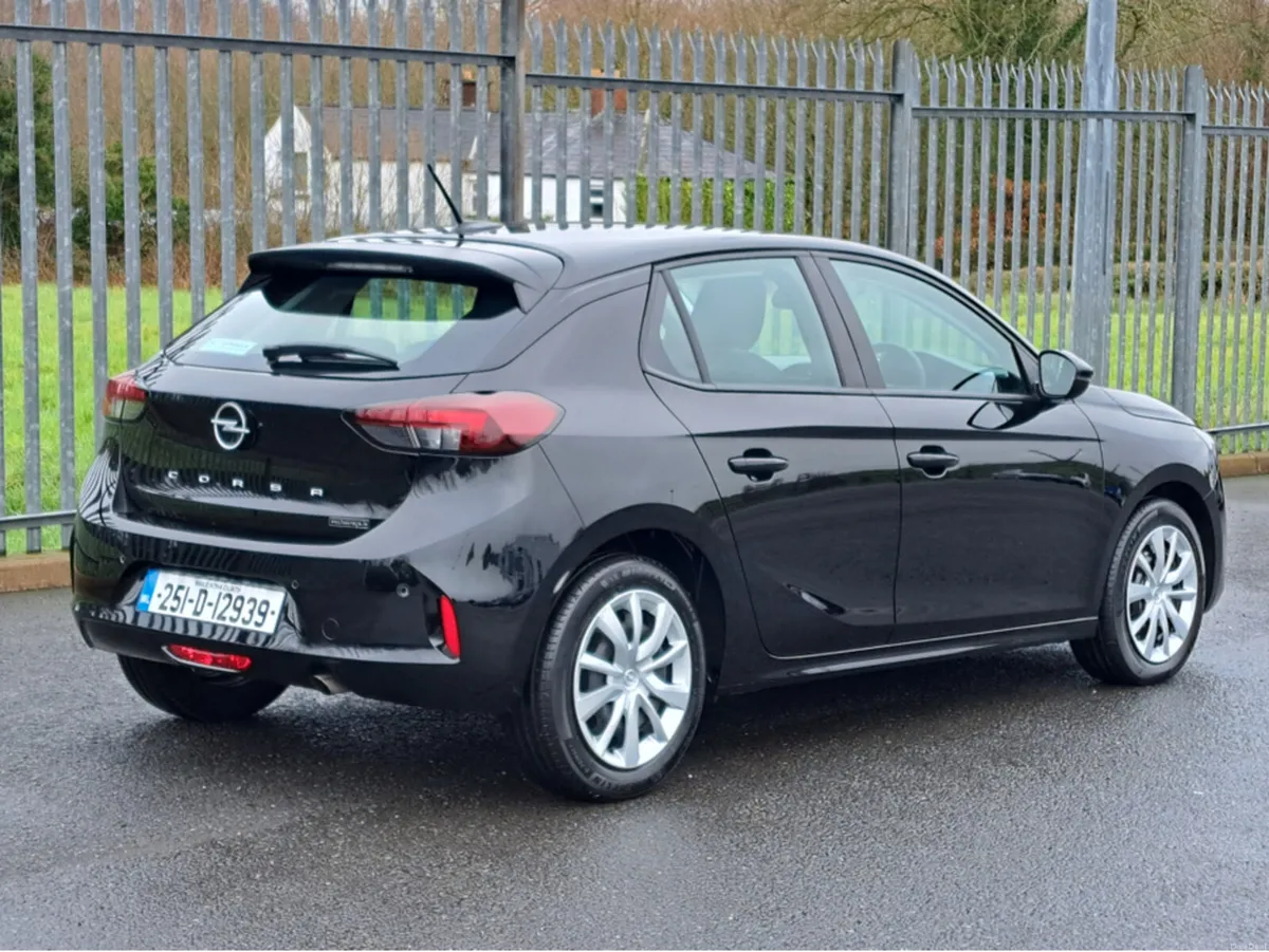 Opel Corsa SC 1.2 75BHP - Image 4