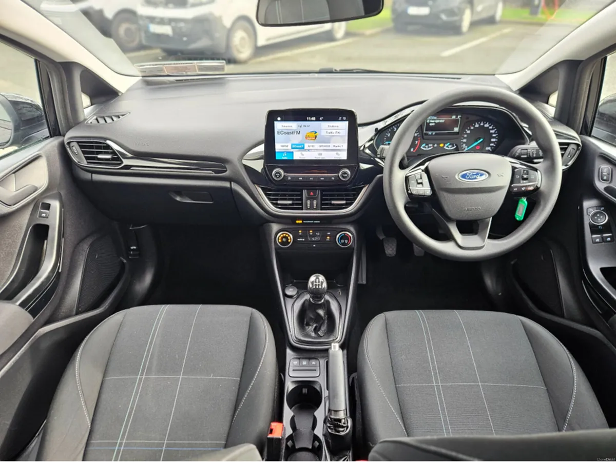 Ford Fiesta 1.1 CONNECTED 5DR - Image 2