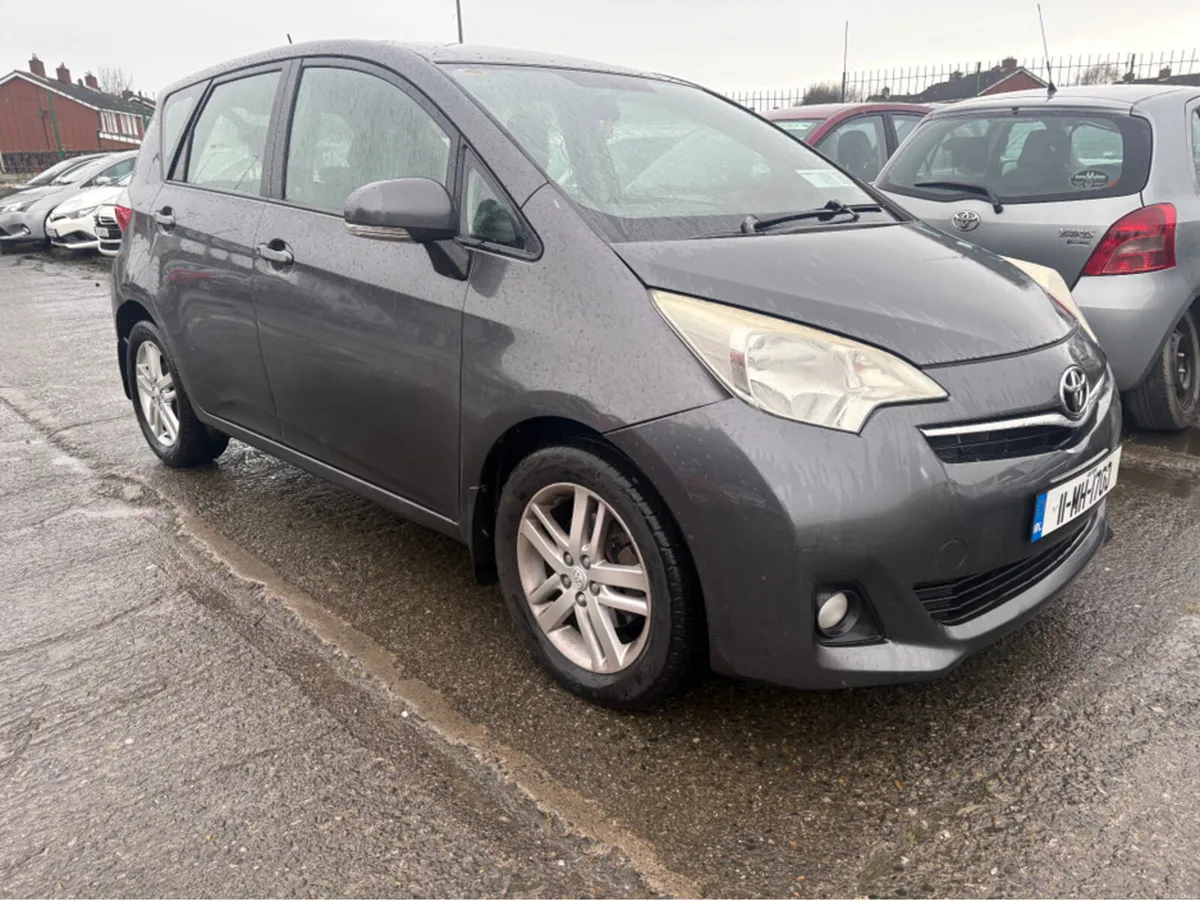 Toyota Verso-S 1.33 LUNA 4DR - Image 1