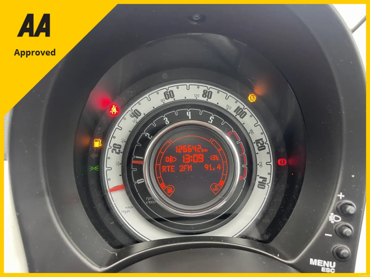 Fiat 500 1.2 LOUNGE FREE DELIVERY - Image 4