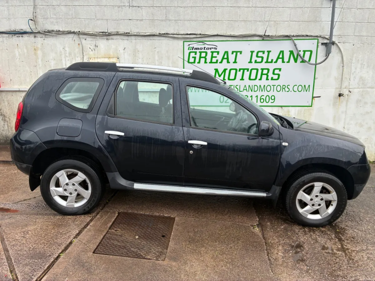 Dacia Duster SIGNATURE 1.5DCI 110 4DR 1.5 DCI 4 - Image 3