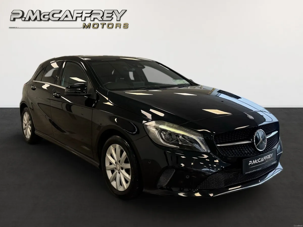 2016 Mercedes-Benz A180 1.6 Style Auto Half Leathe - Image 3