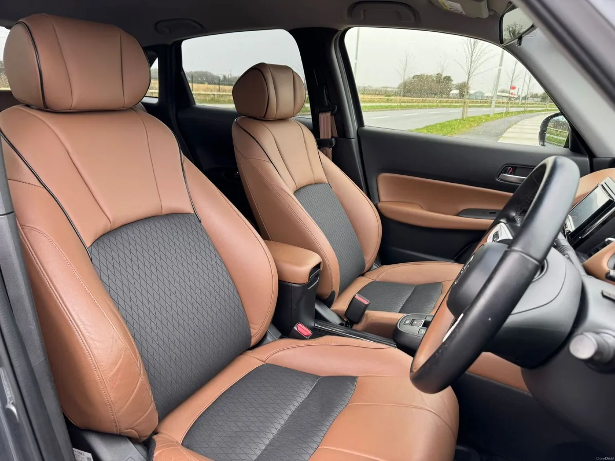 Honda Fit 1.5 Hybrid Automatic Luxury Model - Image 1