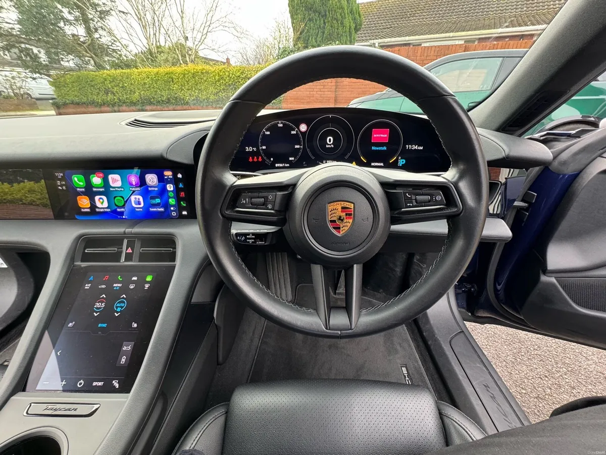 Porsche Taycan - Image 2