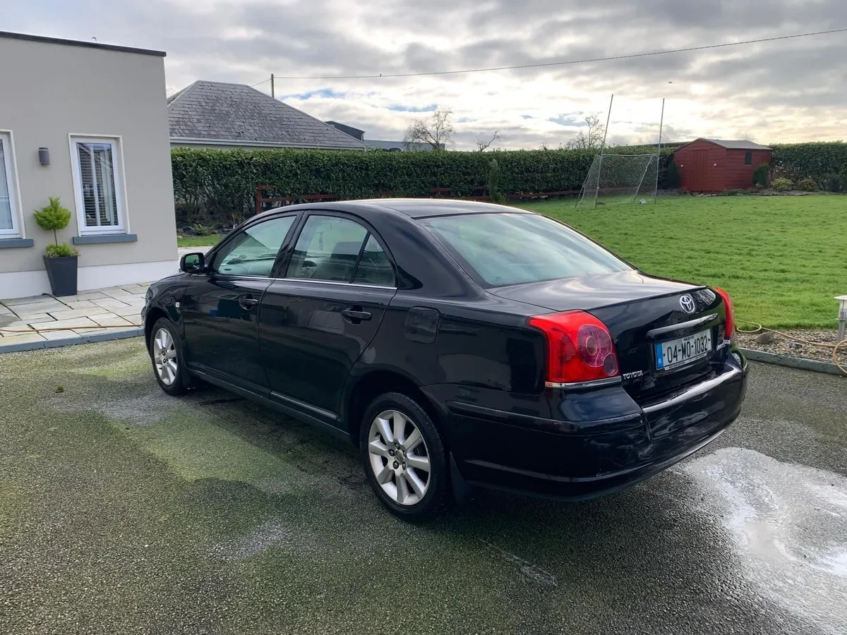 Toyota Avensis 2004 - Image 4