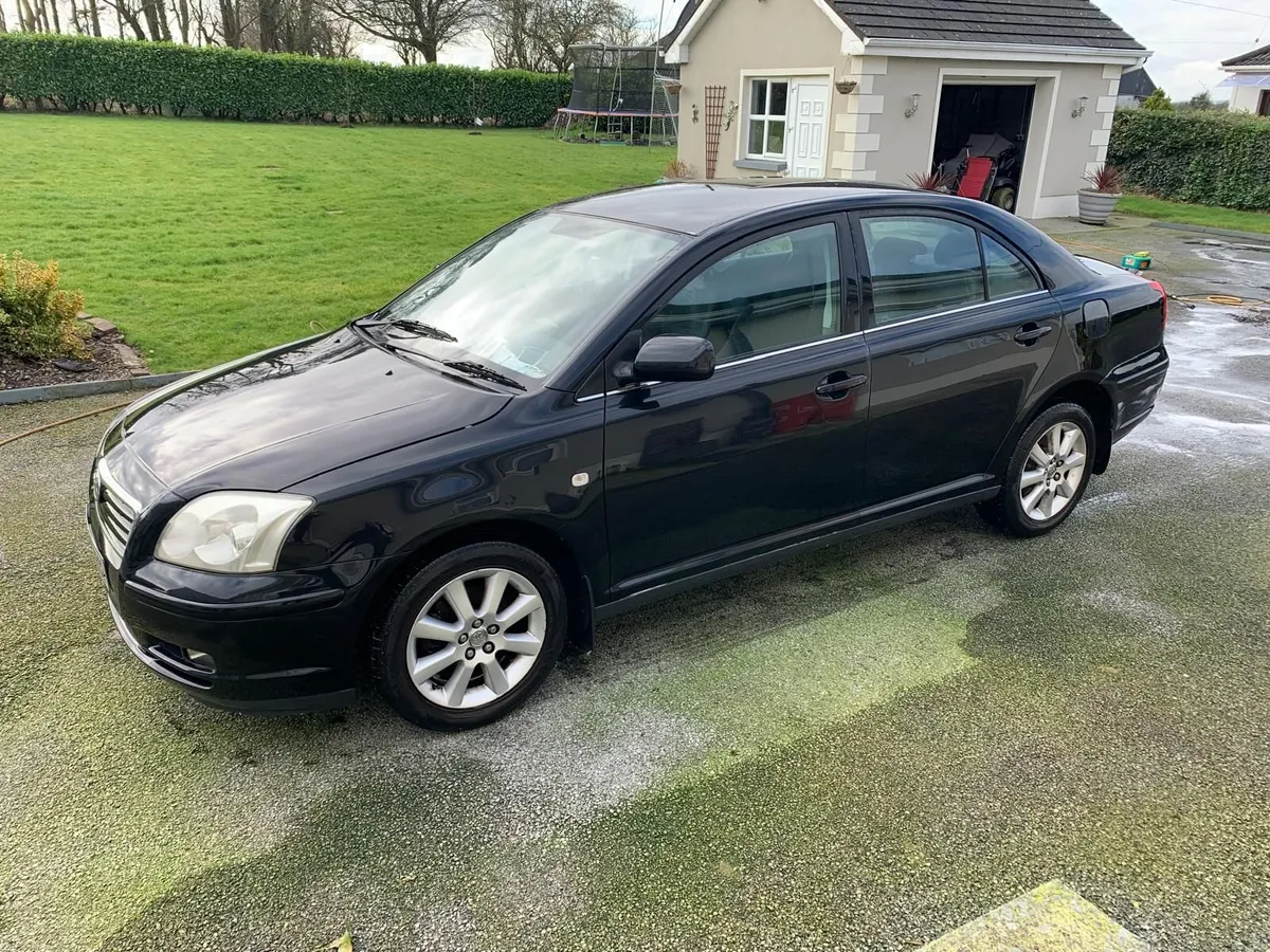 Toyota Avensis 2004 - Image 4
