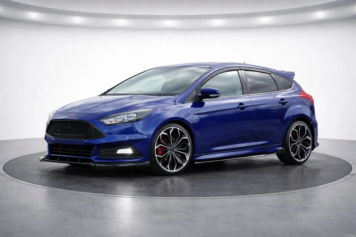 Ford Focus St Line 2018 - Image 1