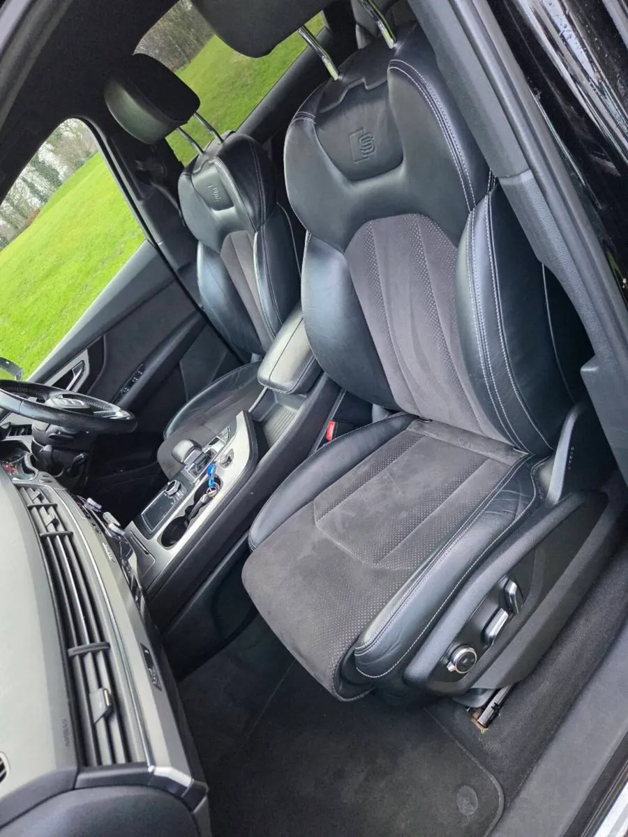 2016 AUDI Q7 SLINE 7 SEATER - Image 2