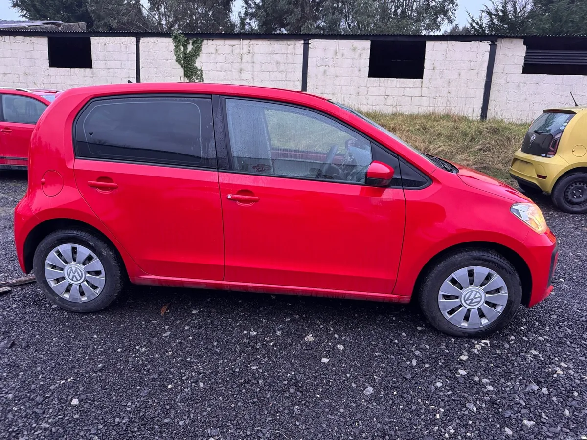 VW UP 182 - Image 2
