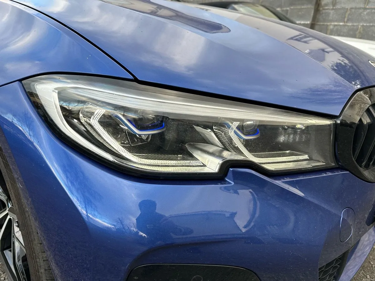 BMW 330e MSPORT, *HIGH SPEC* - Image 3