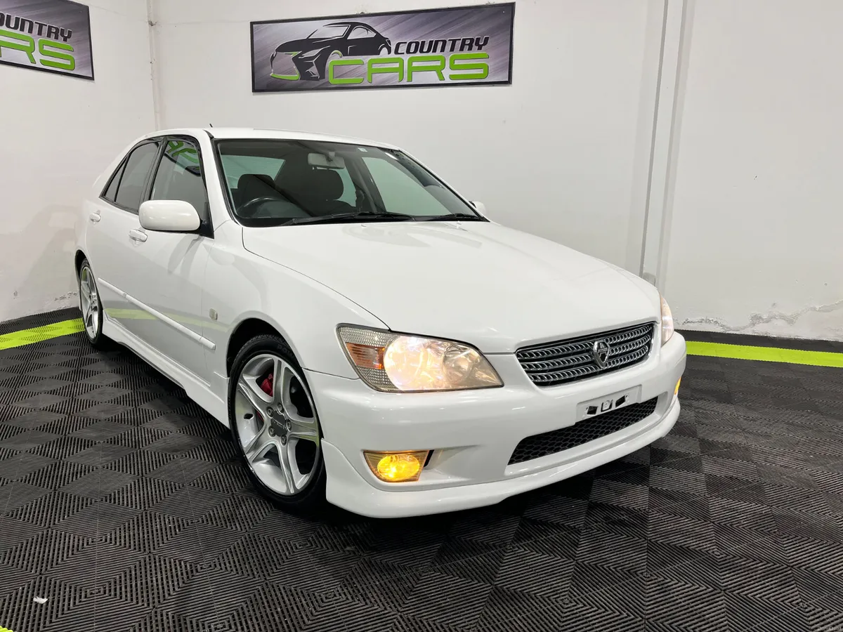 2002 Toyota Altezza 2.0 Beams - Image 3