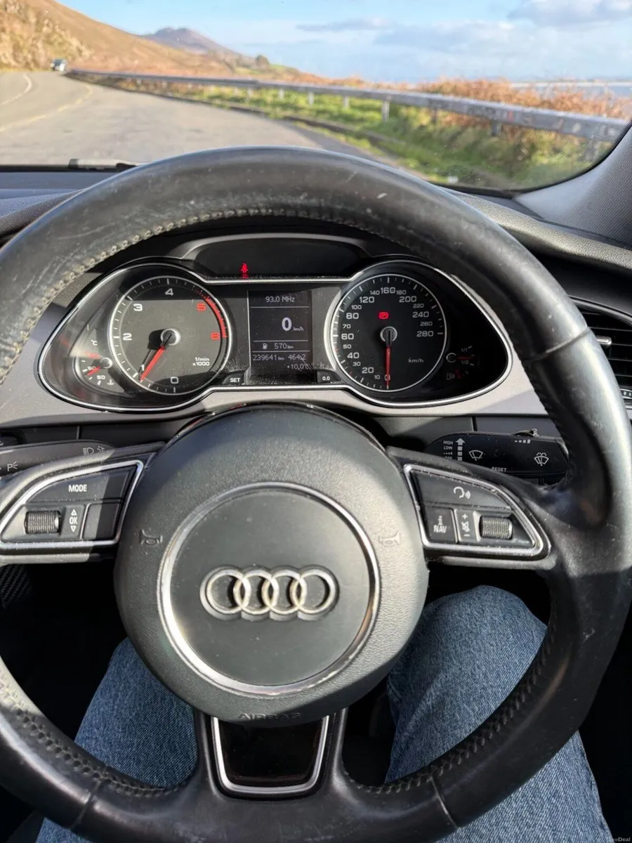Audi A4 2014 - Image 1