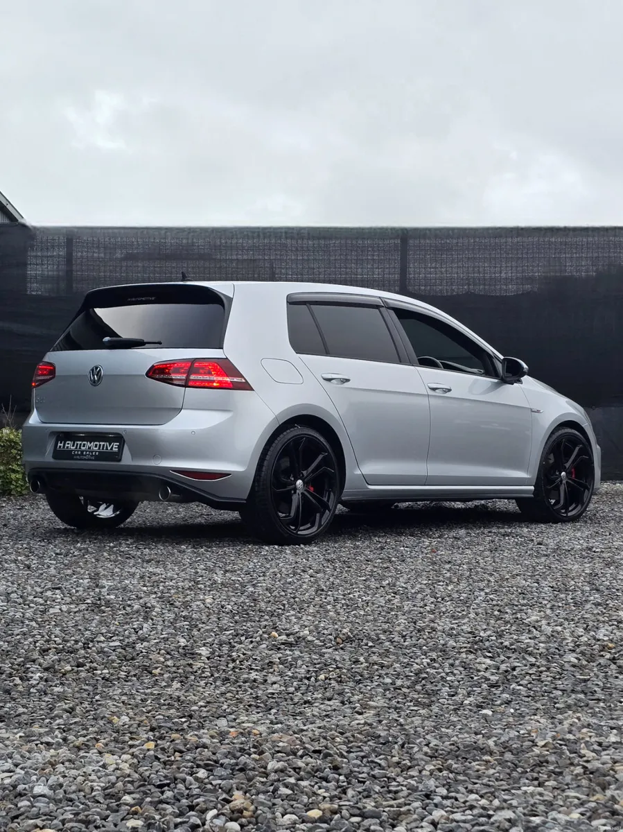2014 VW GOLF GTI 230BHP DSG LOW KMS - Image 2