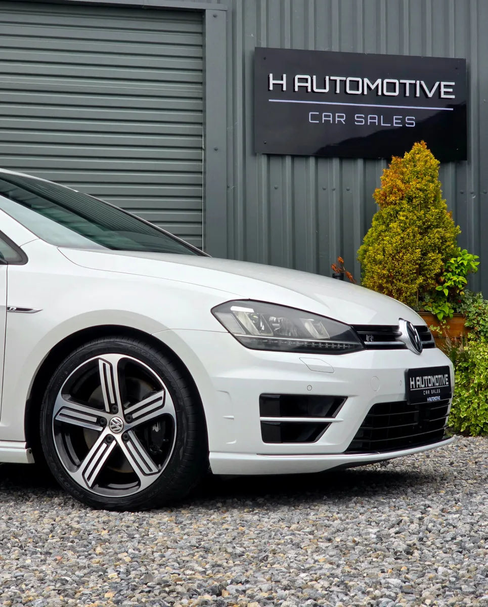 2016 VOLKSWAGEN GOLF R  WAGON 4-MOTION DSG - Image 4