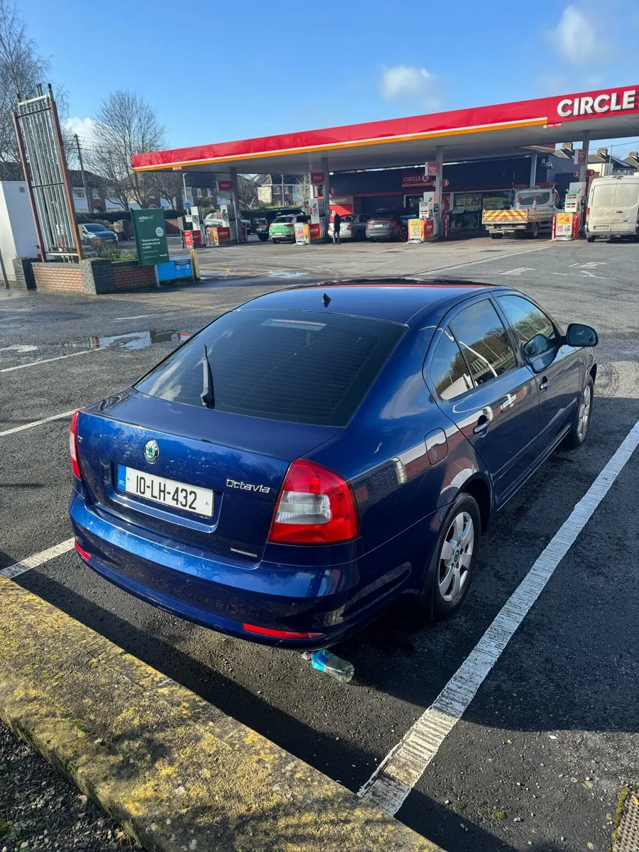 Skoda Octavia Elegance - 1.6 Diesel - Image 3