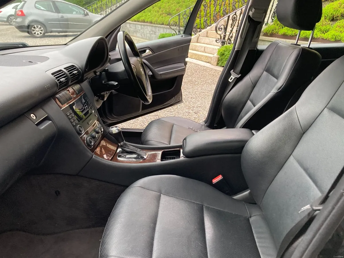 2006 Mercedes C180 Sport - Image 2