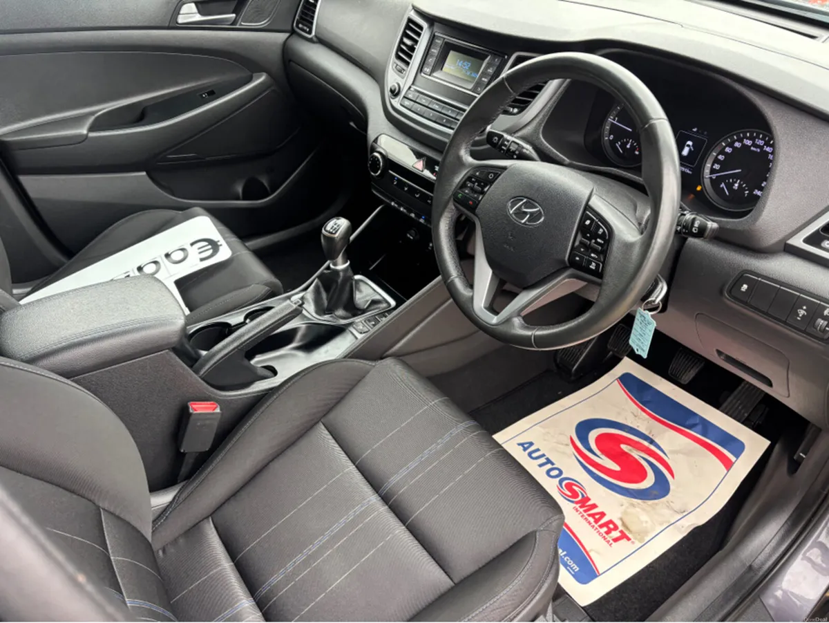 Hyundai Tucson COMFORT 5DR - Image 2