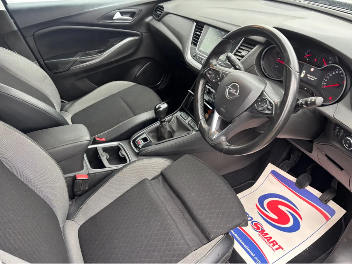 Opel Grandland X SRI 1.5 I T 130PS 4 4DR - Image 2