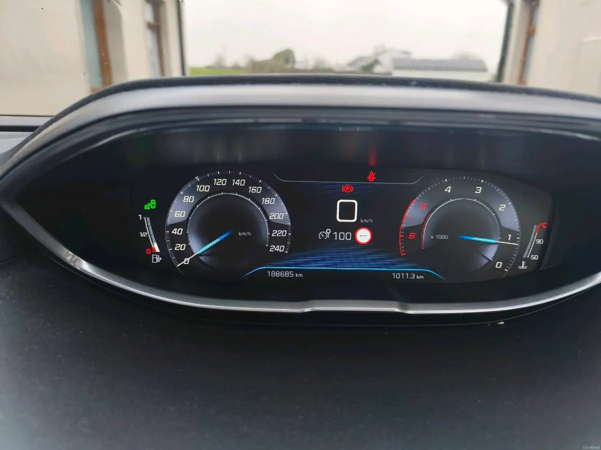 Peugeot 5008 - Image 4