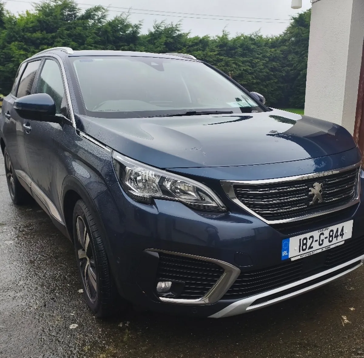 Peugeot 5008 - Image 1