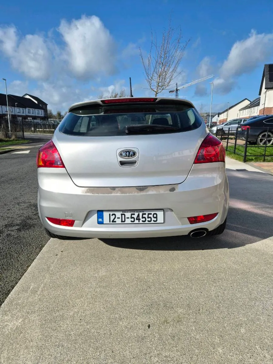 Kia Ceed low milage - Image 4