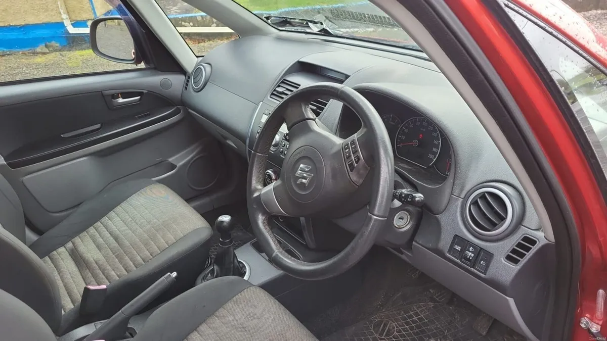 Suzuki SX4 2008 - Image 4