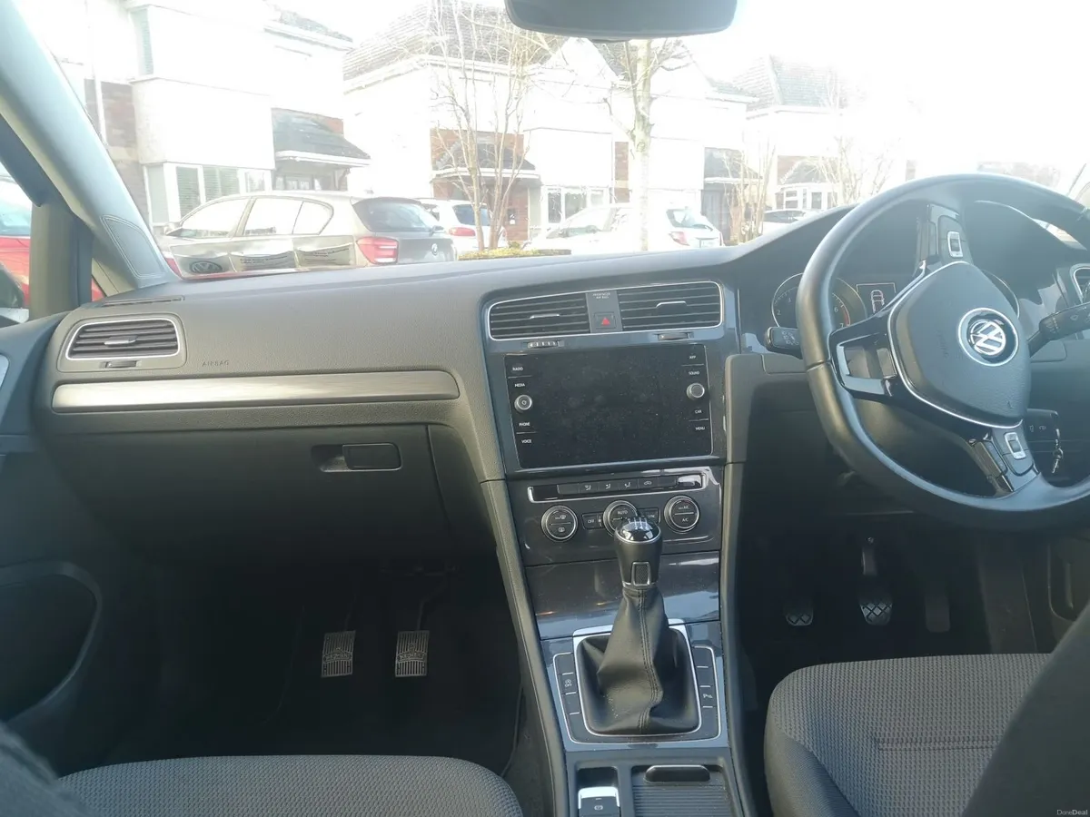 Volkswagen Golf 2019 - Image 1