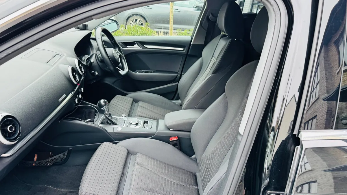 Audi A3 2017 - Image 3