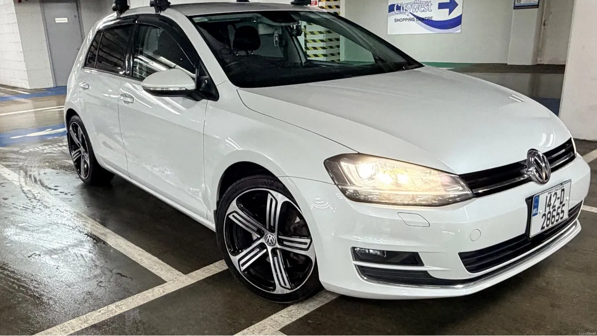 VW golf HIGHLINE TSI AUTOMATIC - Image 1