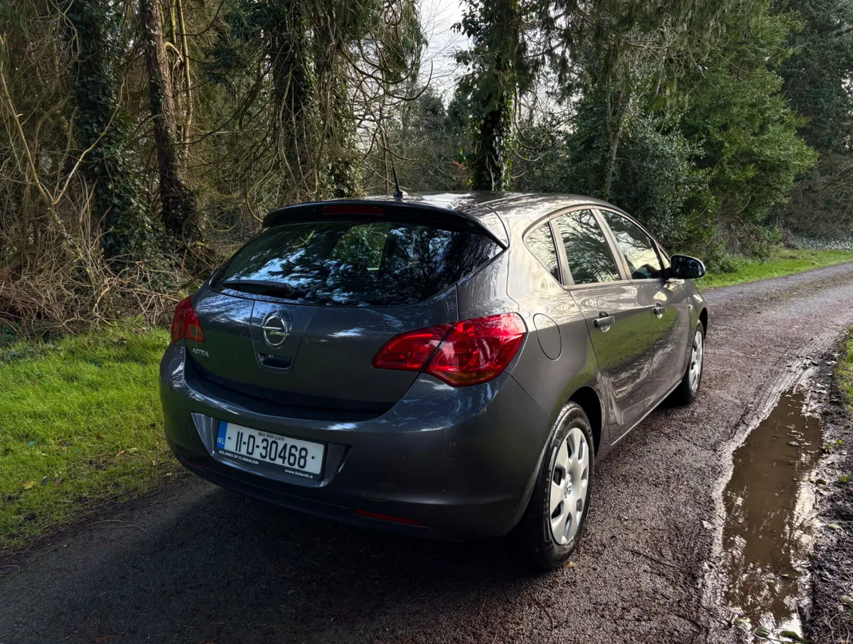2011 Opel Astra 1.4L, NCT until October 2026! - Image 3