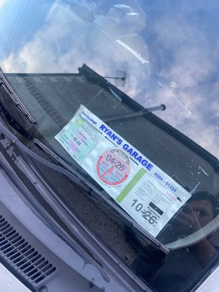 Toyota Yaris 2008 - Image 3