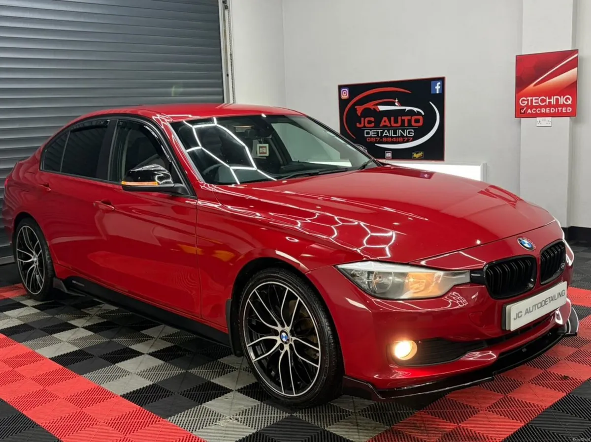 BMW 3-Series 2014 - Image 2