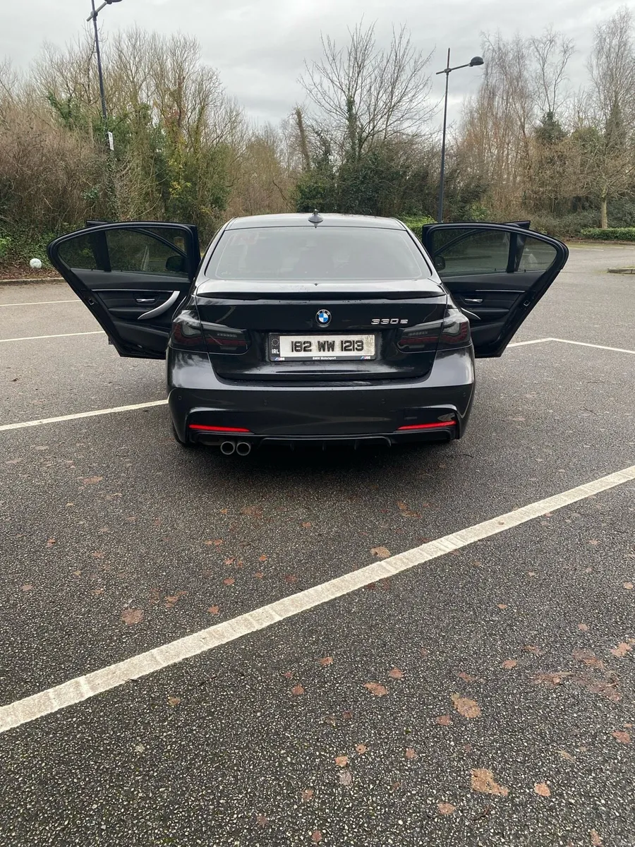182 Bmw 330e M-Sport Automatic - Image 3
