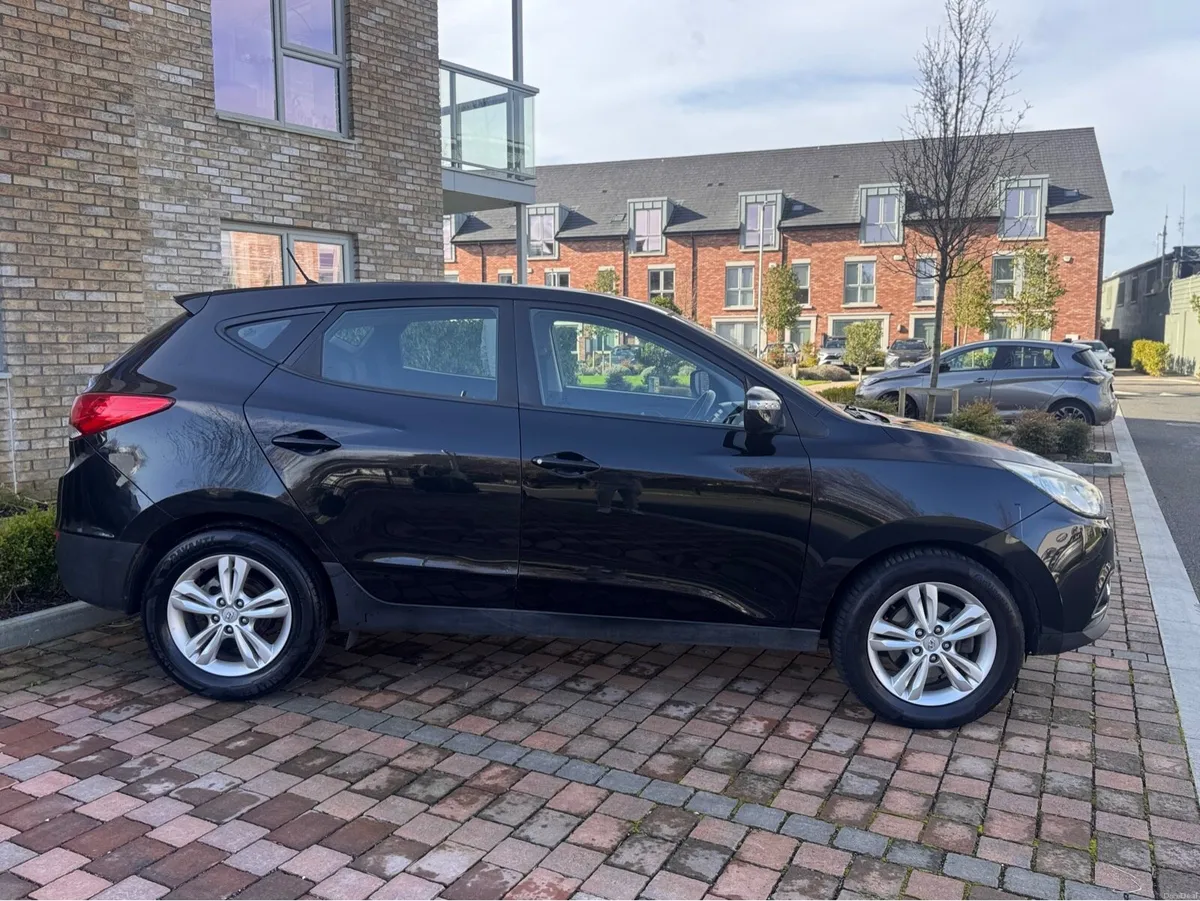 2011 Hyundai ix35 1.7 Diesel Manual - Image 2