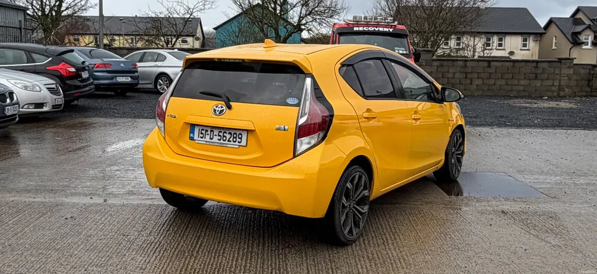 15 Toyota Aqua 1.5 automatic - Image 4