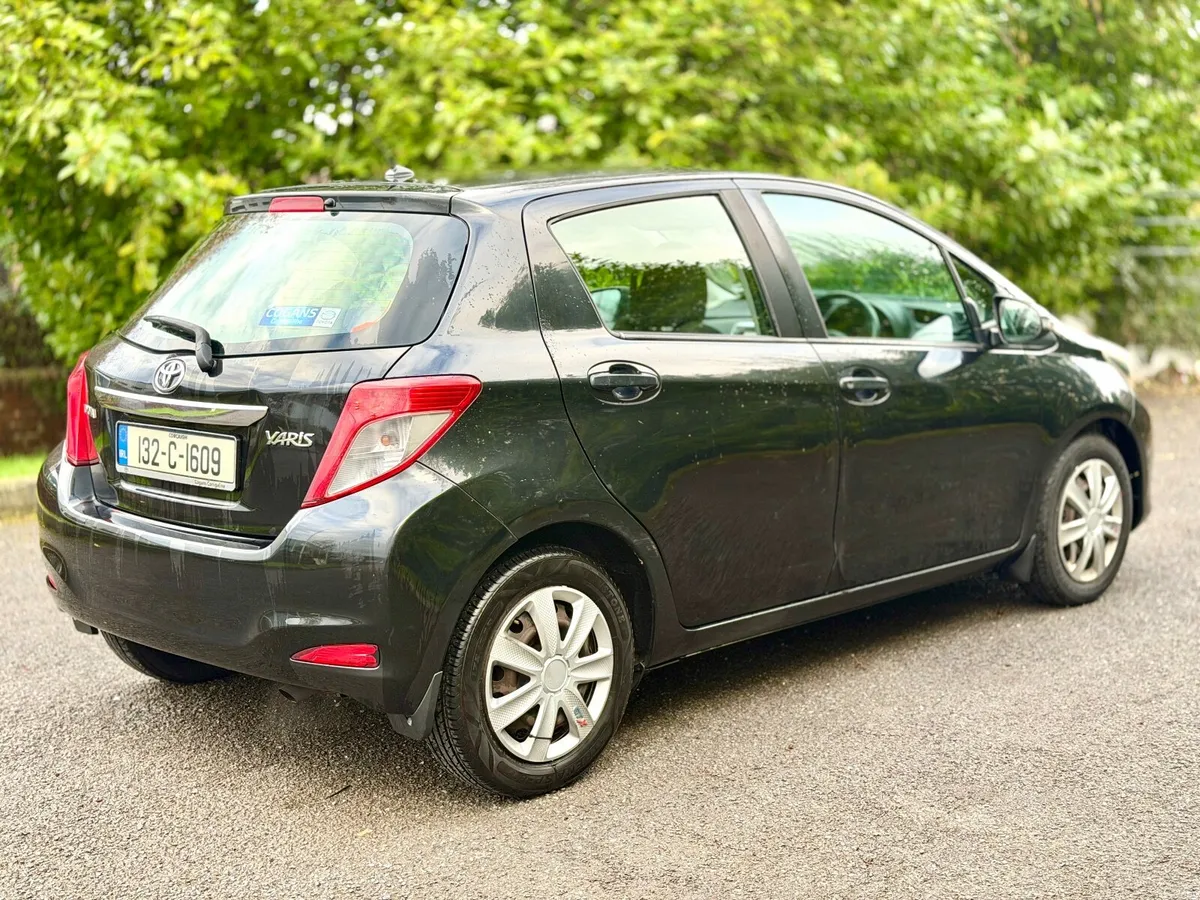 Toyota Yaris AUTOMATIC - Image 4