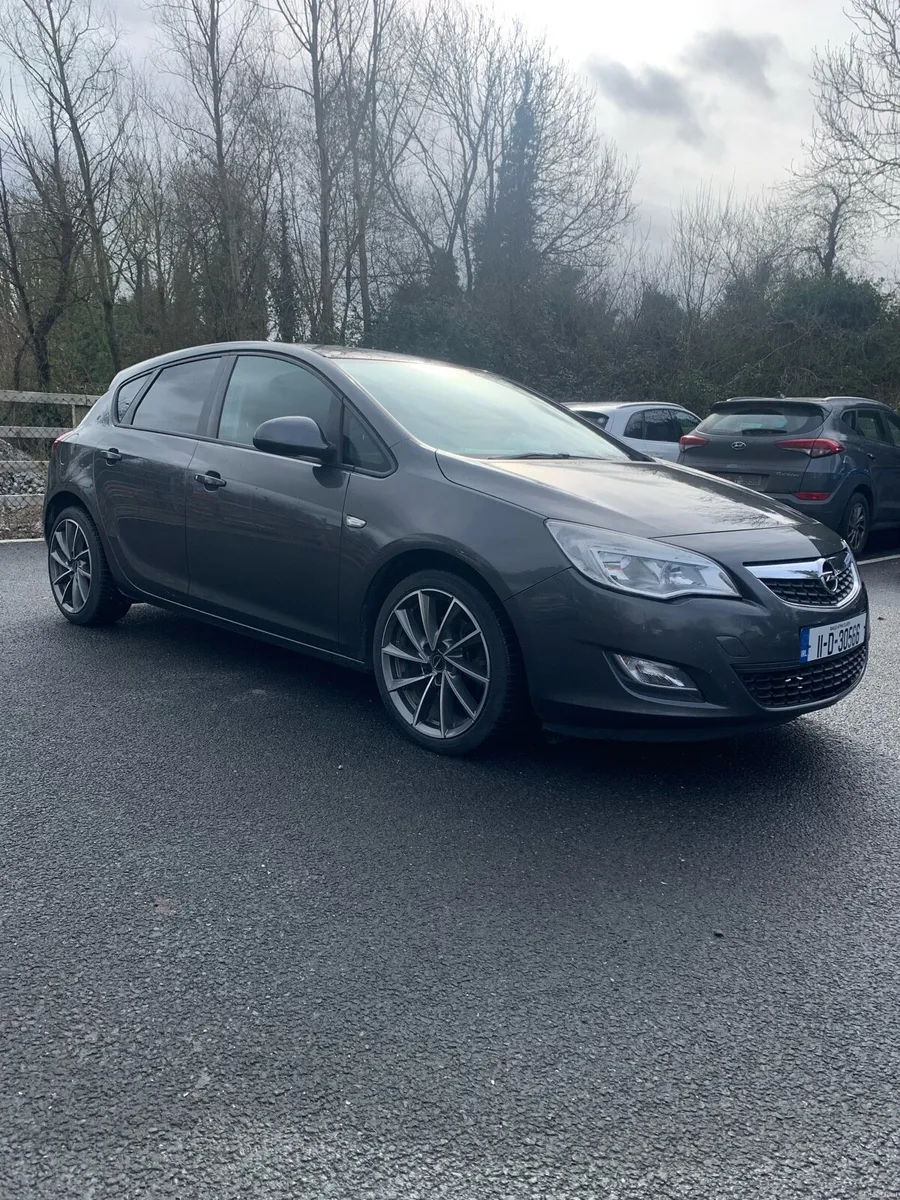 Opel Astra - Image 1