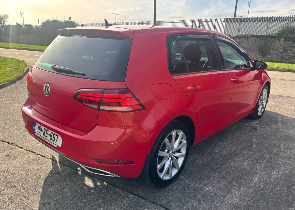 VOLKSWAGEN GOLF HIGHLINE 1.6 TDI MANUAL 5SPEED - Image 4