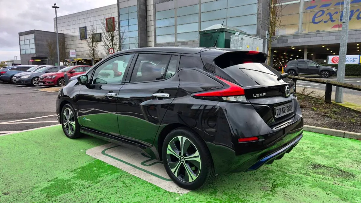 Nissan Leaf - Image 4