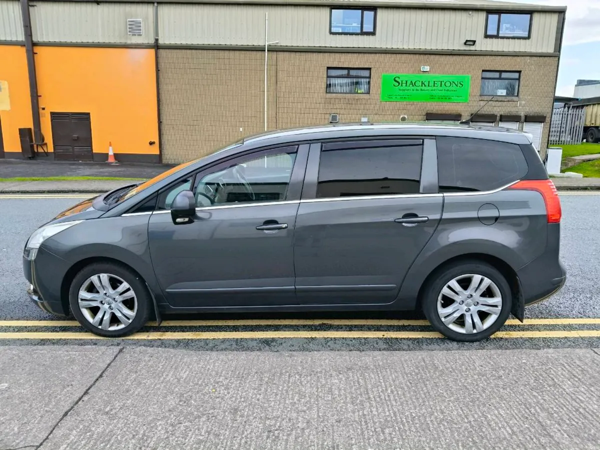 Peugeot 5008 year2013 7 seater NCT  06-2026 - Image 3