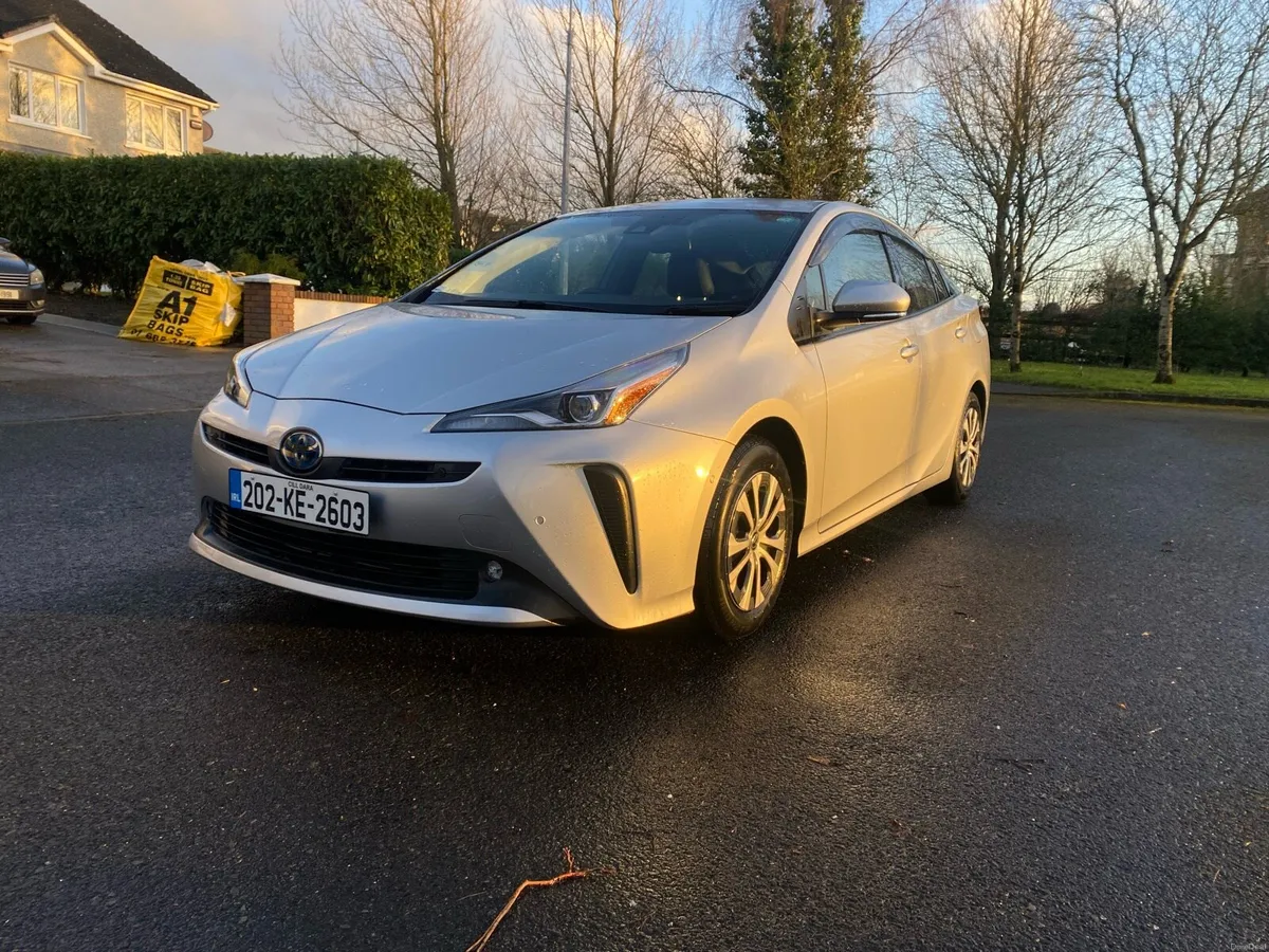 🚗 For Sale – Toyota Prius 2020/2 🚗 - Image 1